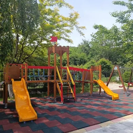 Harmony Hills Tomovi F45 Apartment