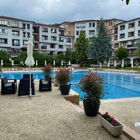 Harmony Hills Tomovi F45 *